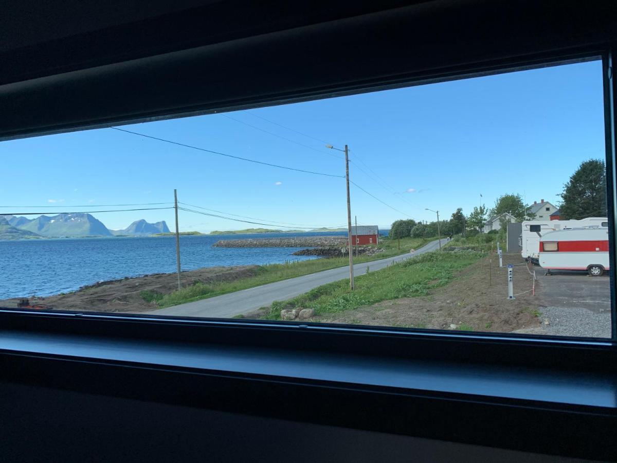Hotel Bedehuset Basecamp Senja Skaland Exterior foto