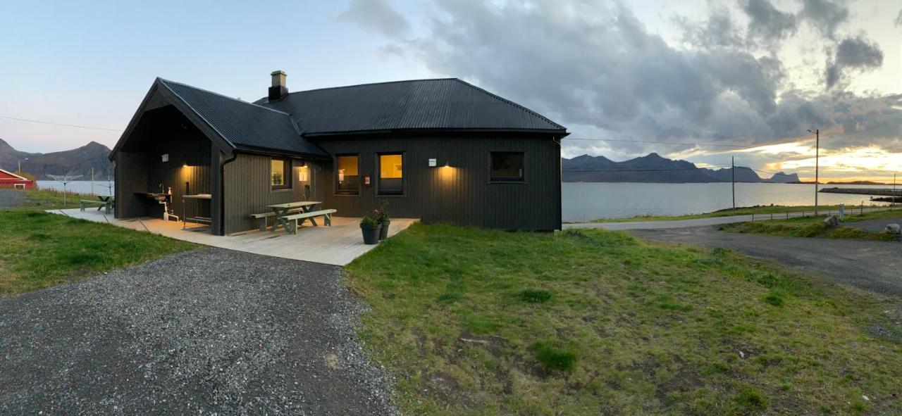 Hotel Bedehuset Basecamp Senja Skaland Exterior foto